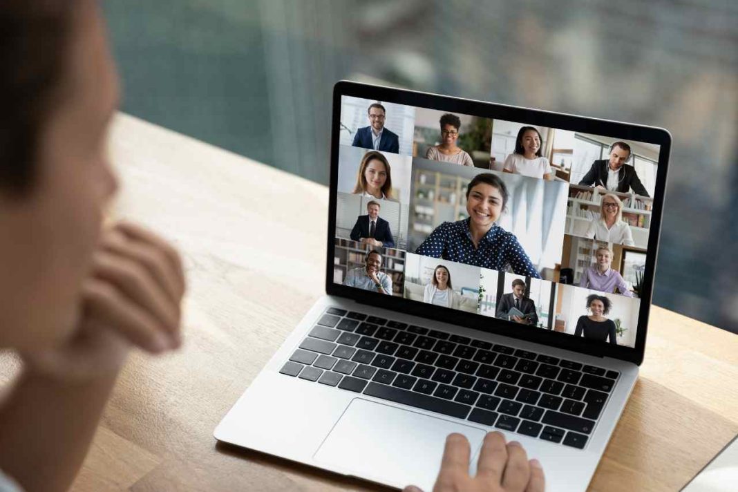 Zoom Pairs Up with Anthropic to Integrate Claude Chatbot